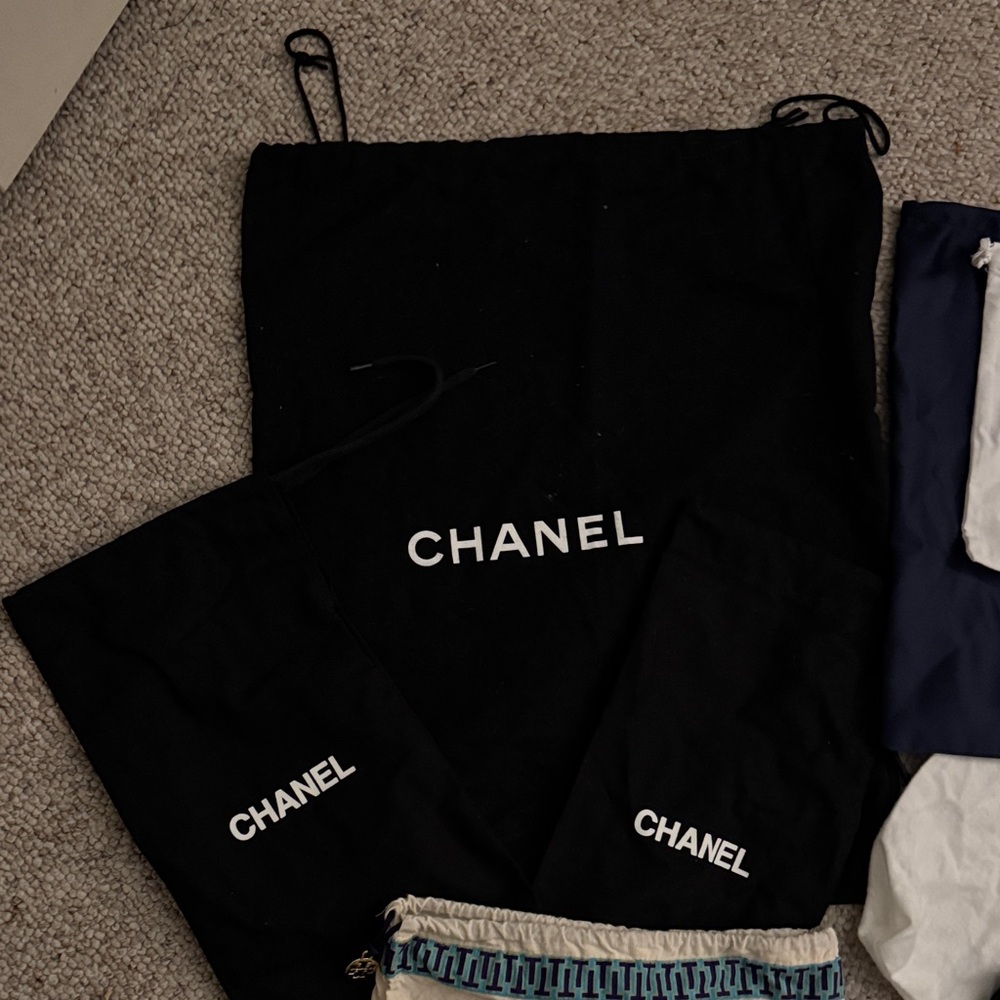 Designer Dust Bags - Picture 3 of 8